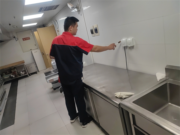 餐饮业厨房虫鼠害防治方法400-030-9251维诺康和平门除四害公司